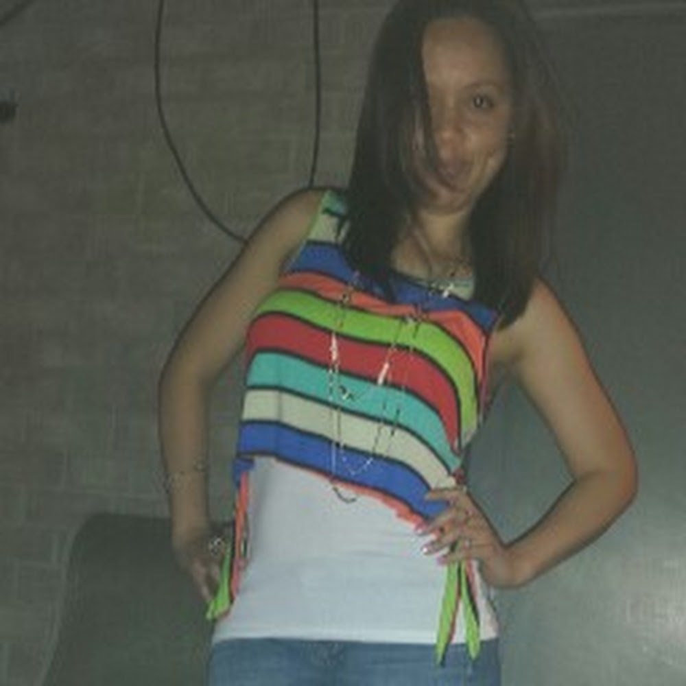 Meet your Posher, Ana karina